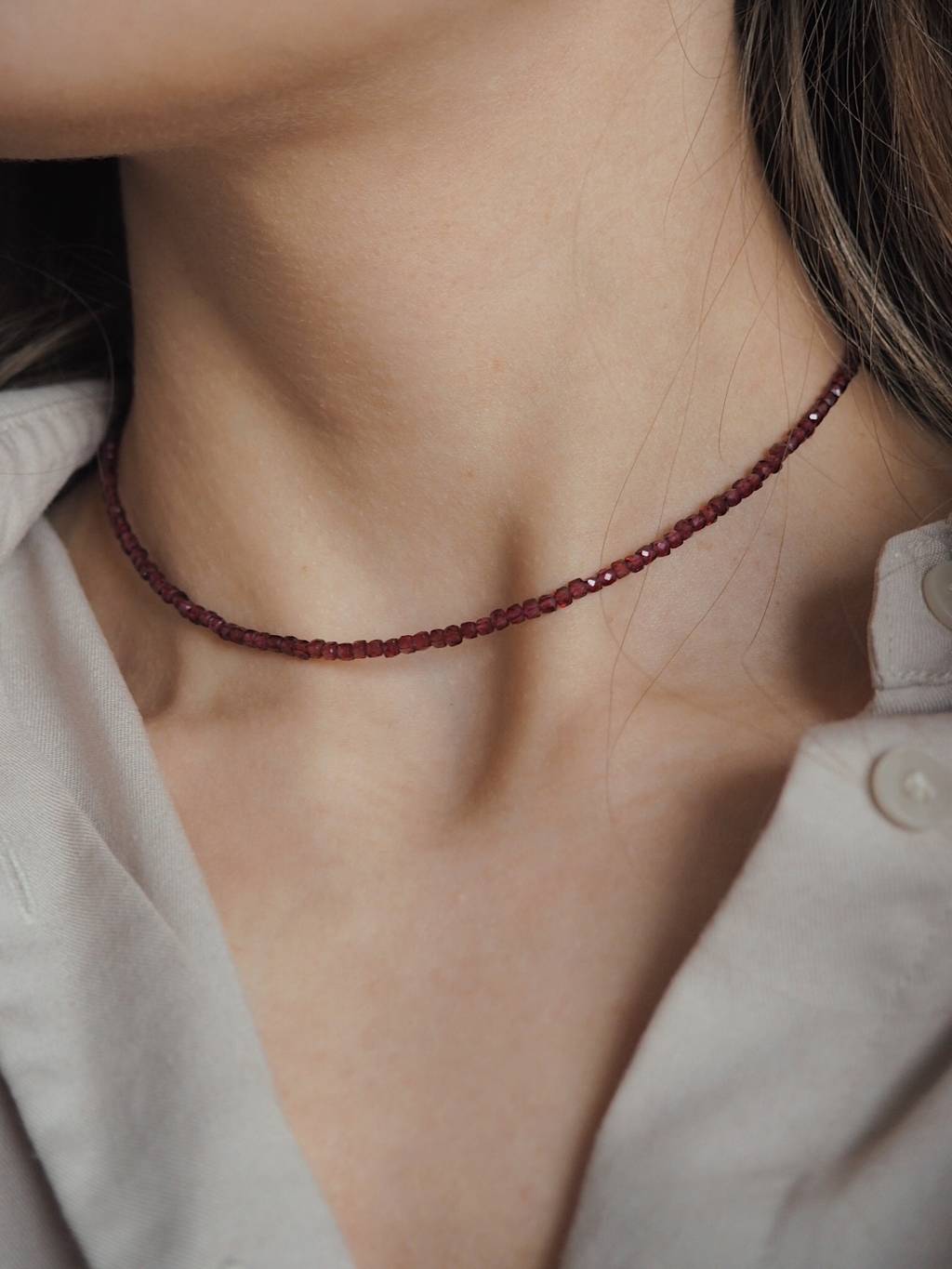 Чокер из граната