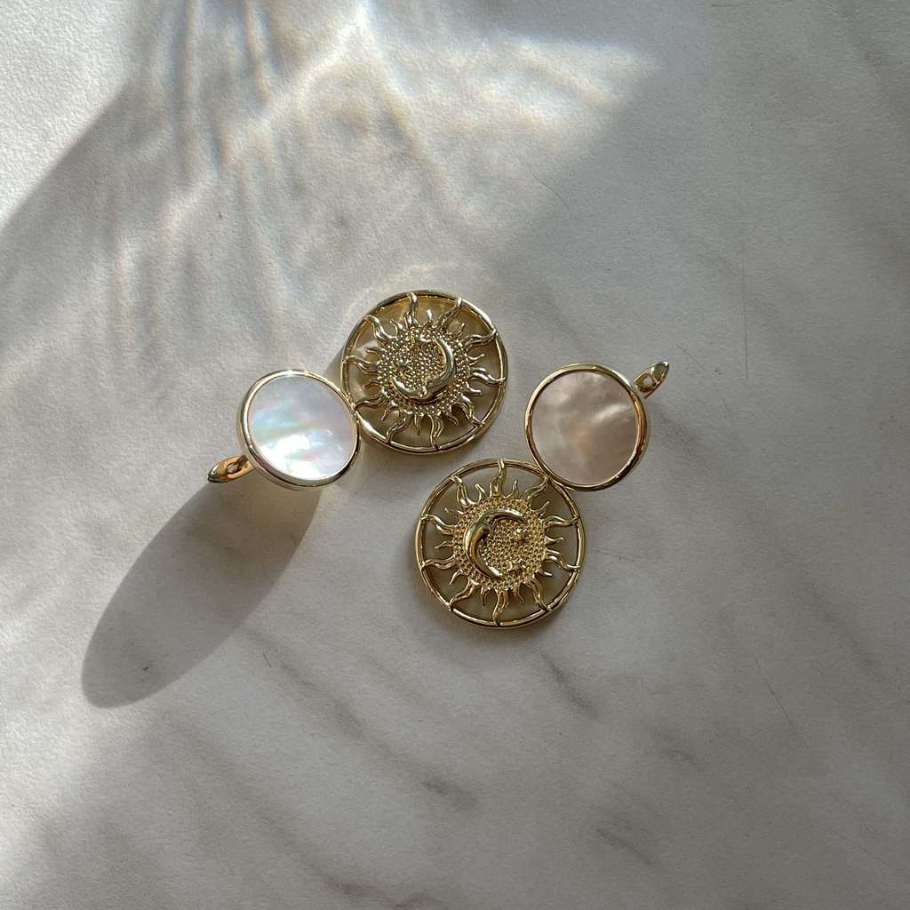 Серьги с перламутром Sun & Moon