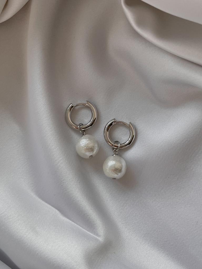 Серьги с подвесками из хлопкового жемчуга