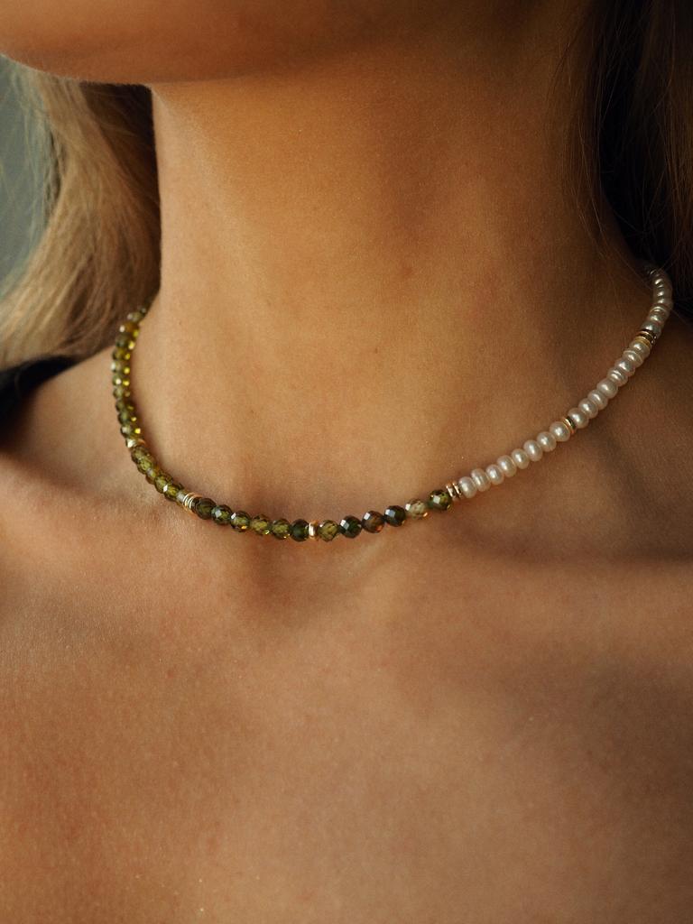 Чокер из натурального жемчуга и циркона