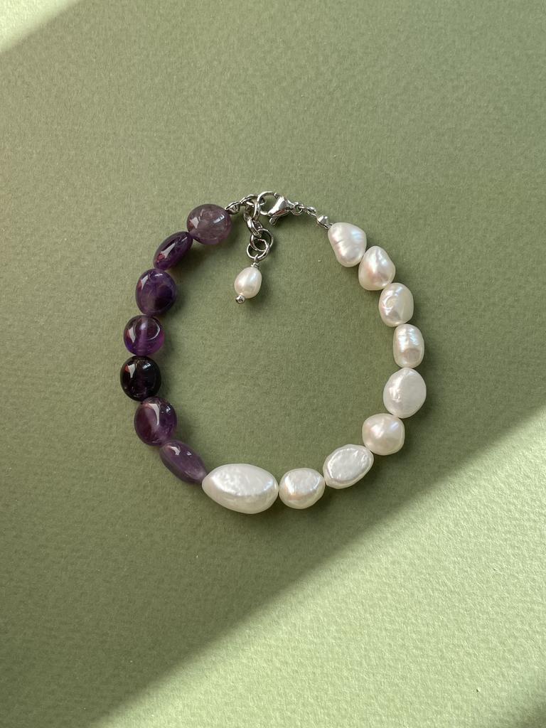 Браслет из жемчуга и аметиста