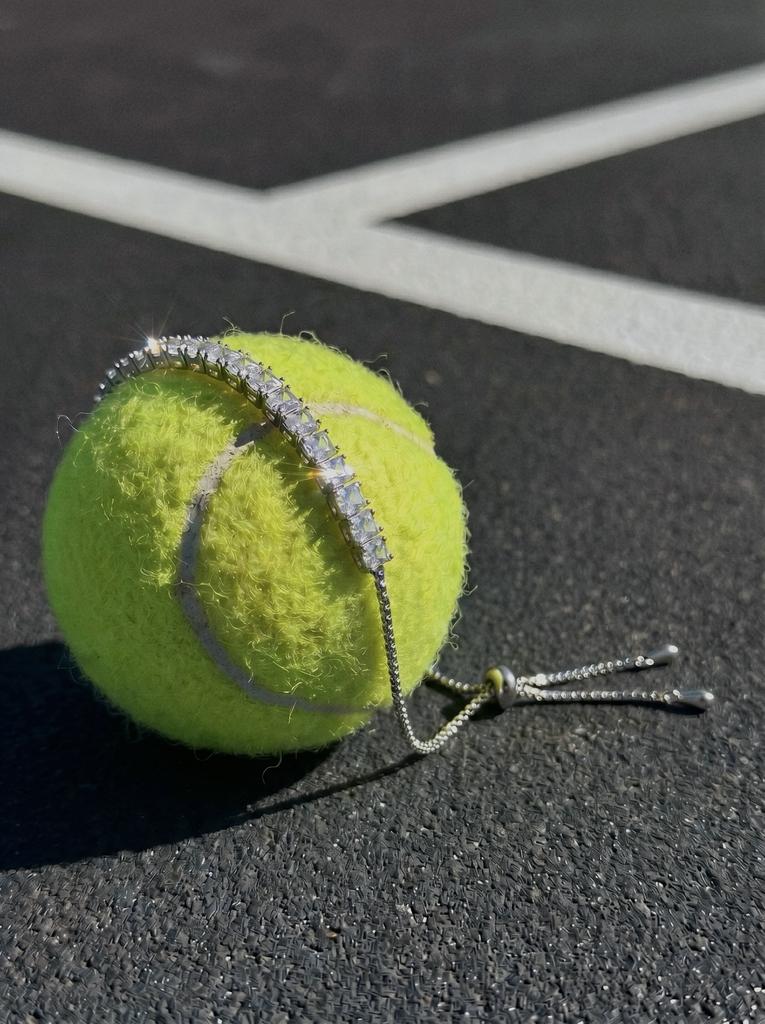 Теннисный браслет серебристый