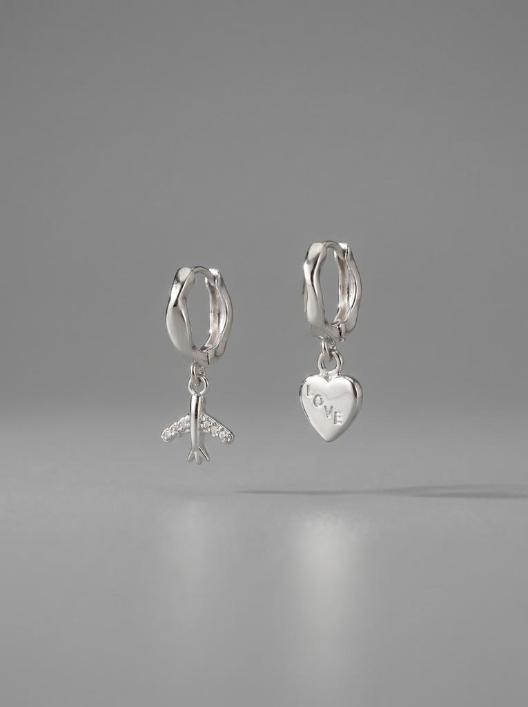 Асимметричные серьги Самолет