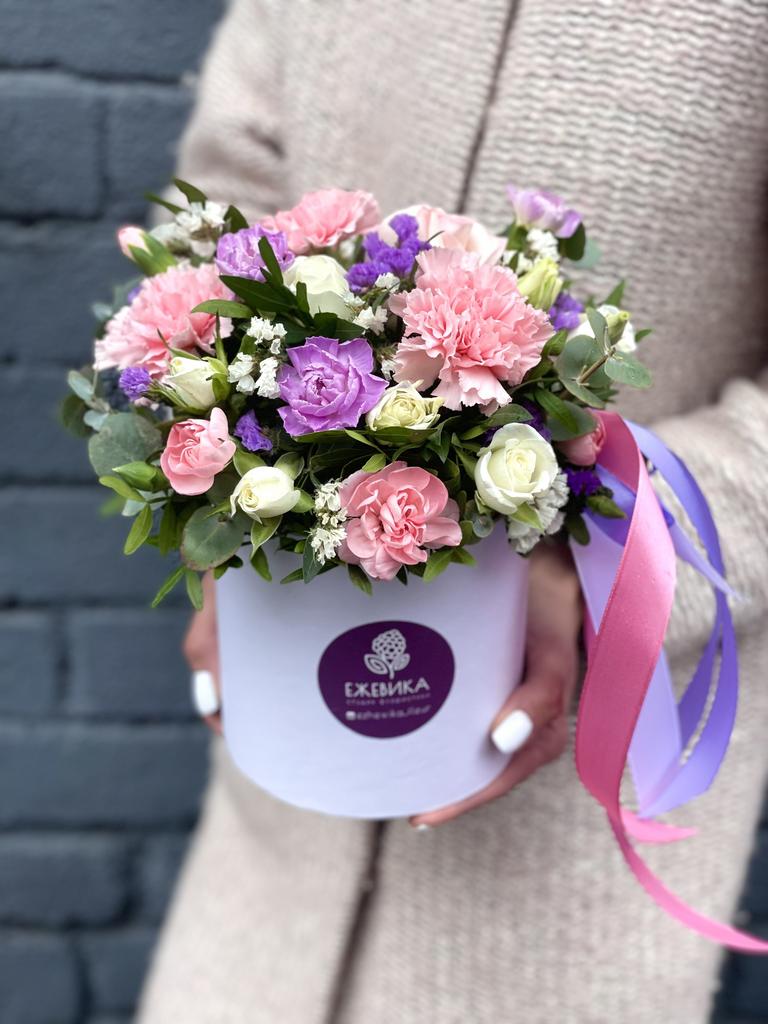 Цветы в коробке s