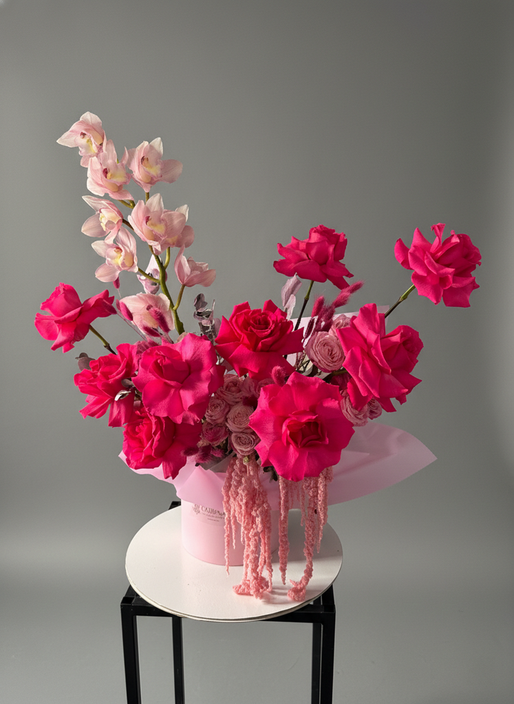 Малиновая композиция с французской розой