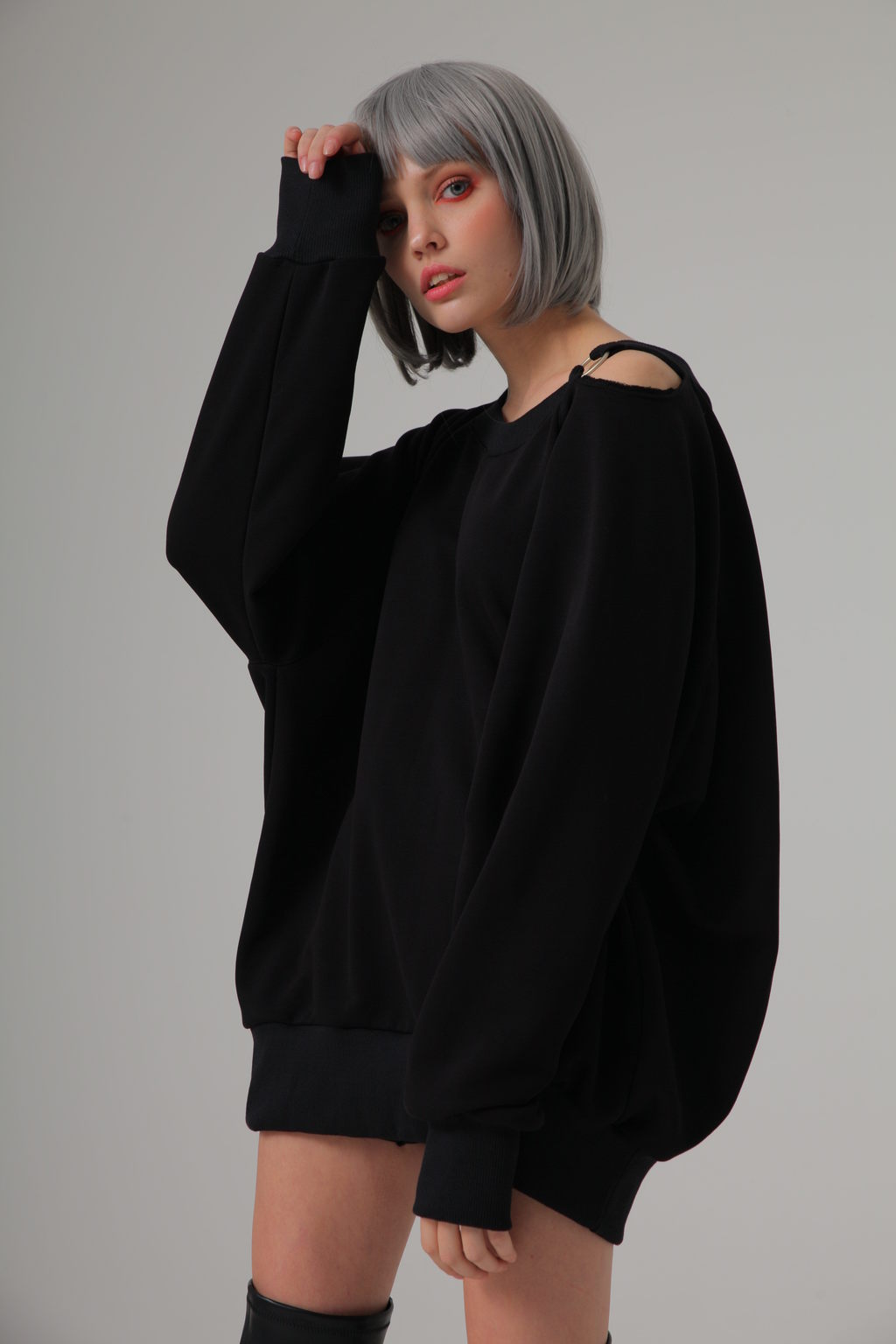 Свитшот «OVER»