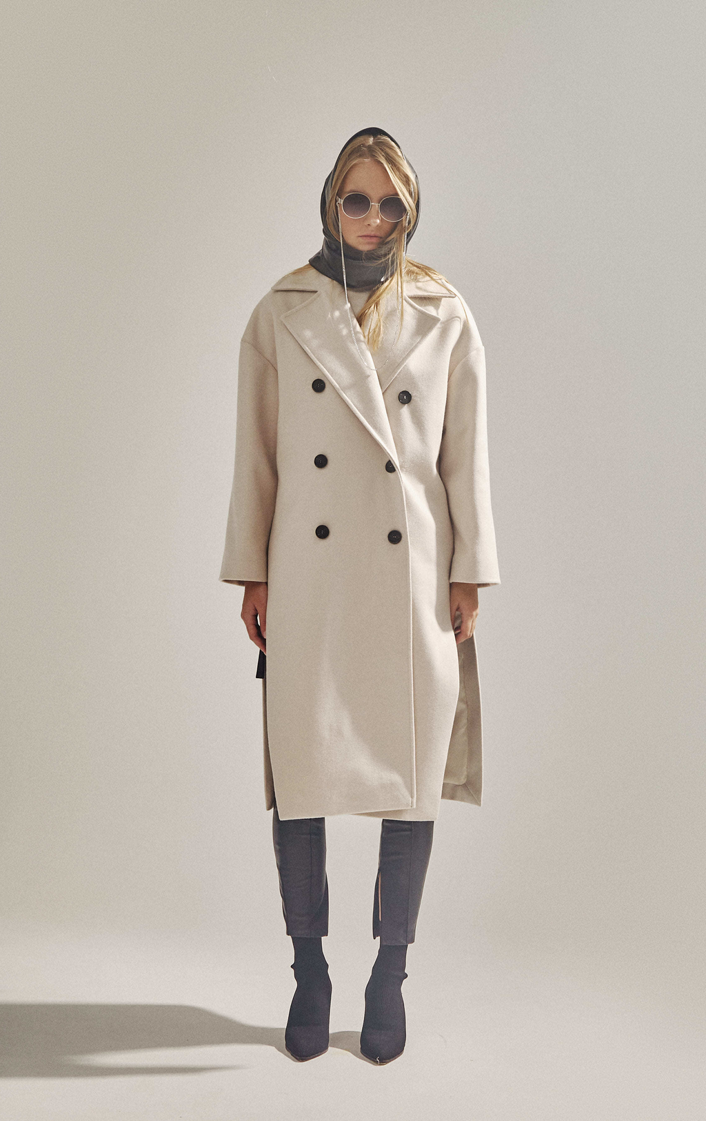 Пальто «EMBRACE»