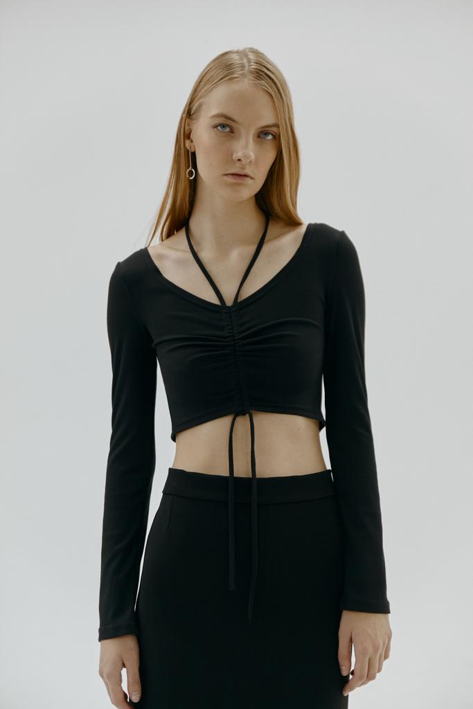 Топ черный с длинным рукавом «CALM»