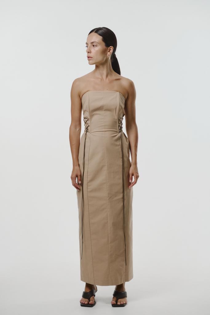 Платье с корсетным верхом