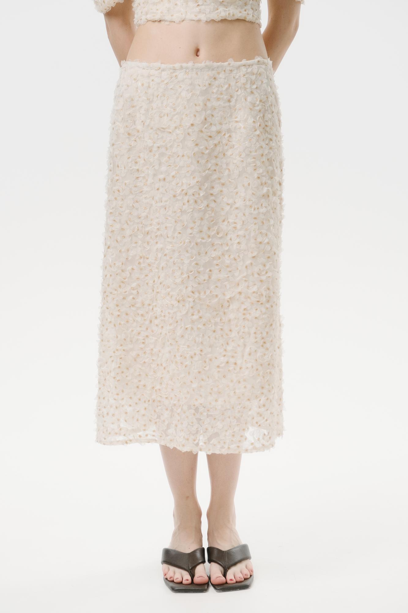 Юбка миди с выбитым цветком