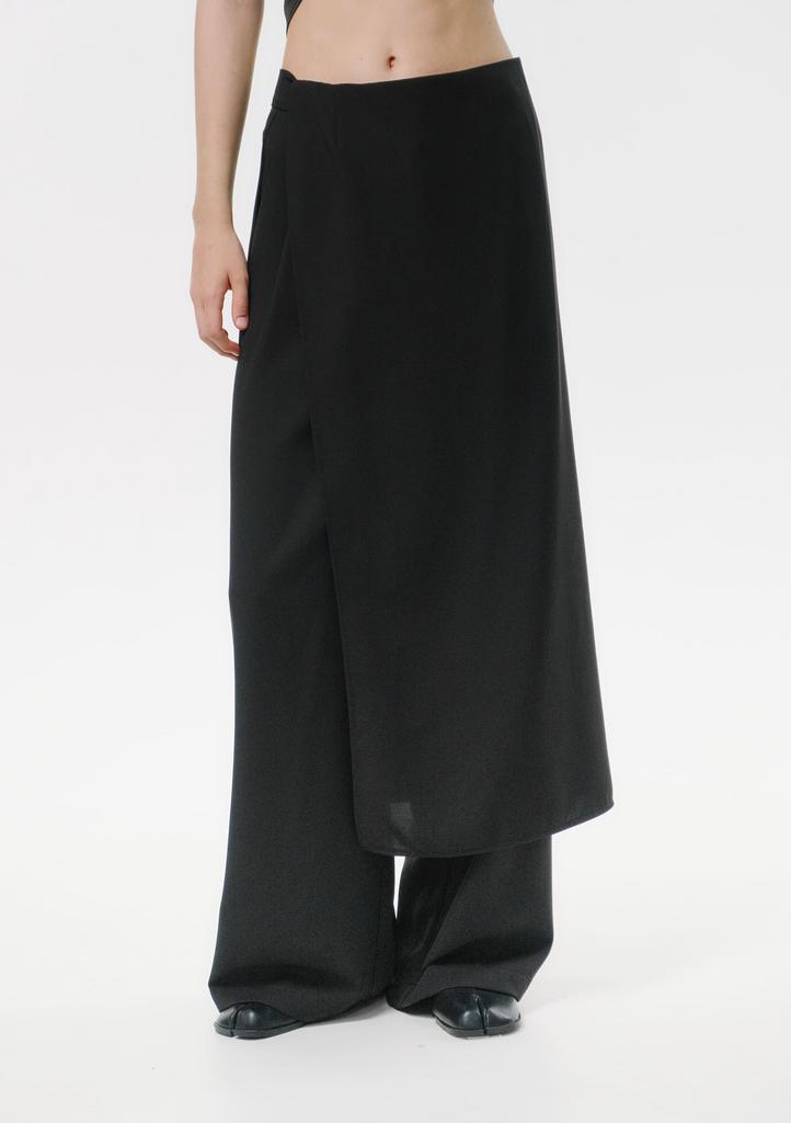 Брюки cо струящейся брючиной и пристегивающейся деталью