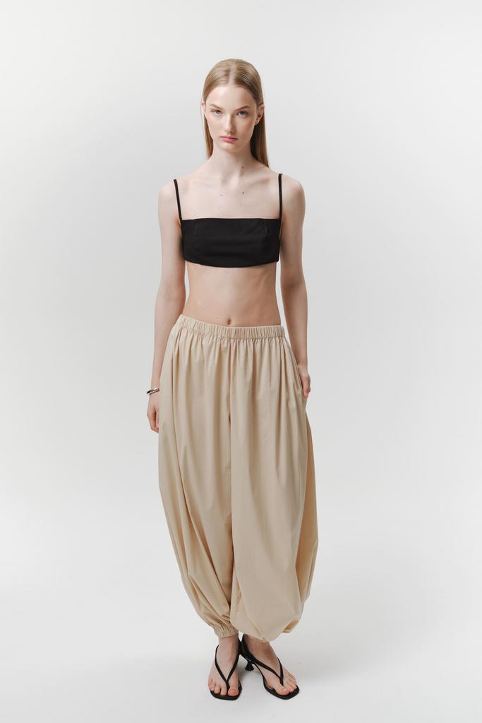 Брюки баллоны в бежевом цвете