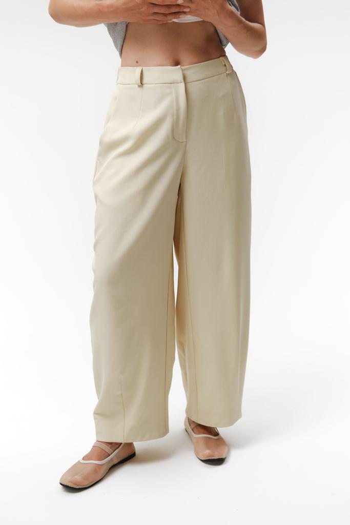 Брюки в цвете сливочного масла