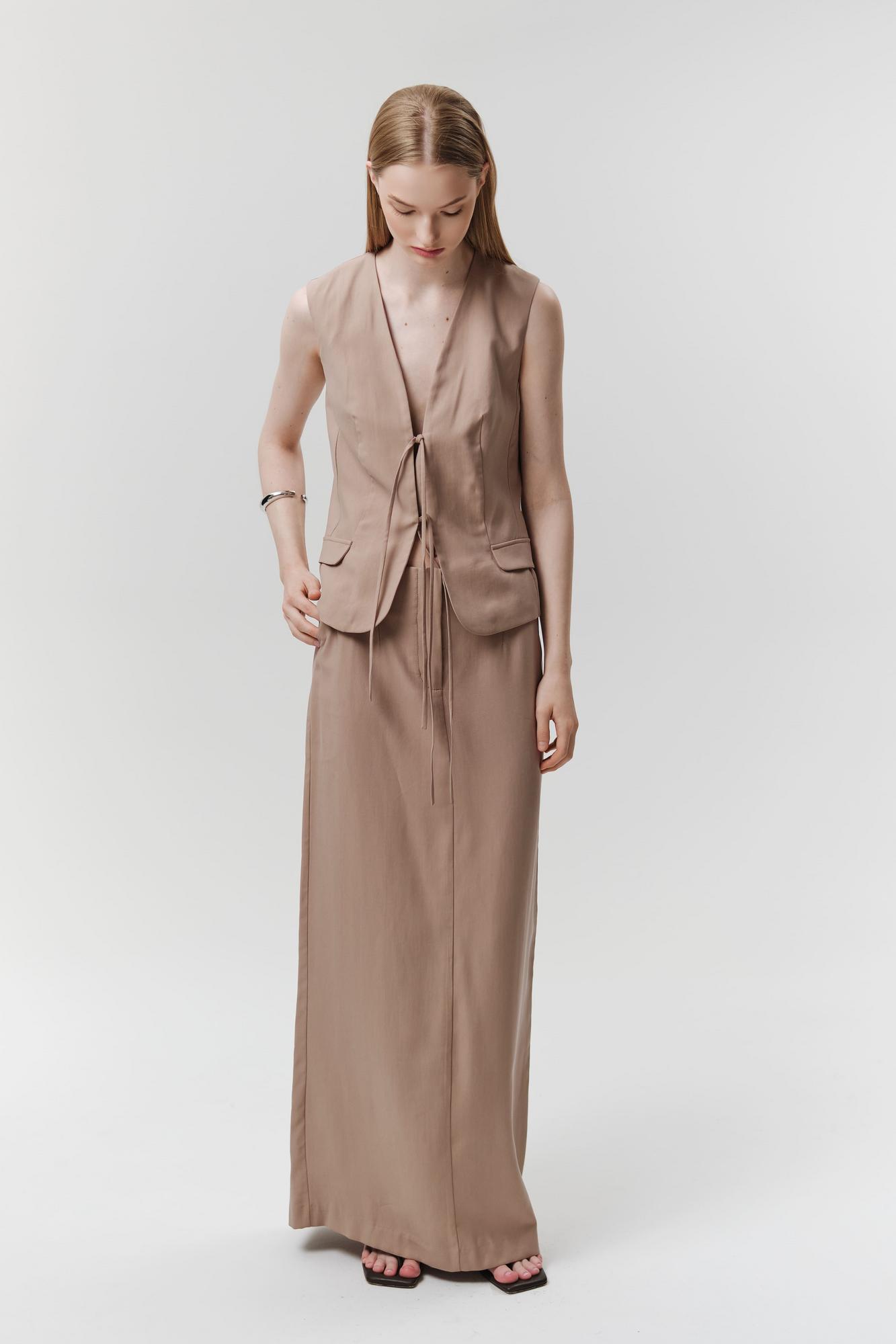 Жилет из тенселя с завязками