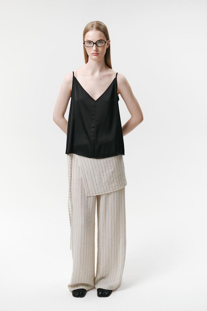 Бельевой топ в черном шелк-атласе