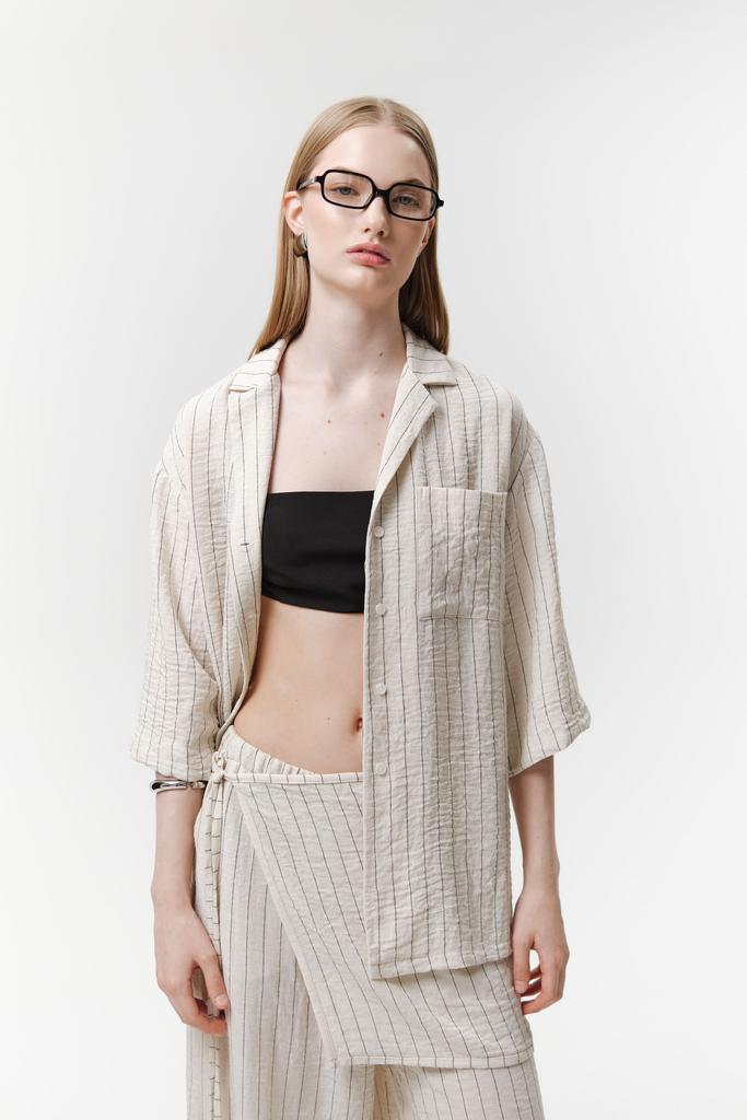 Рубашка в пижамном стиле бежевая