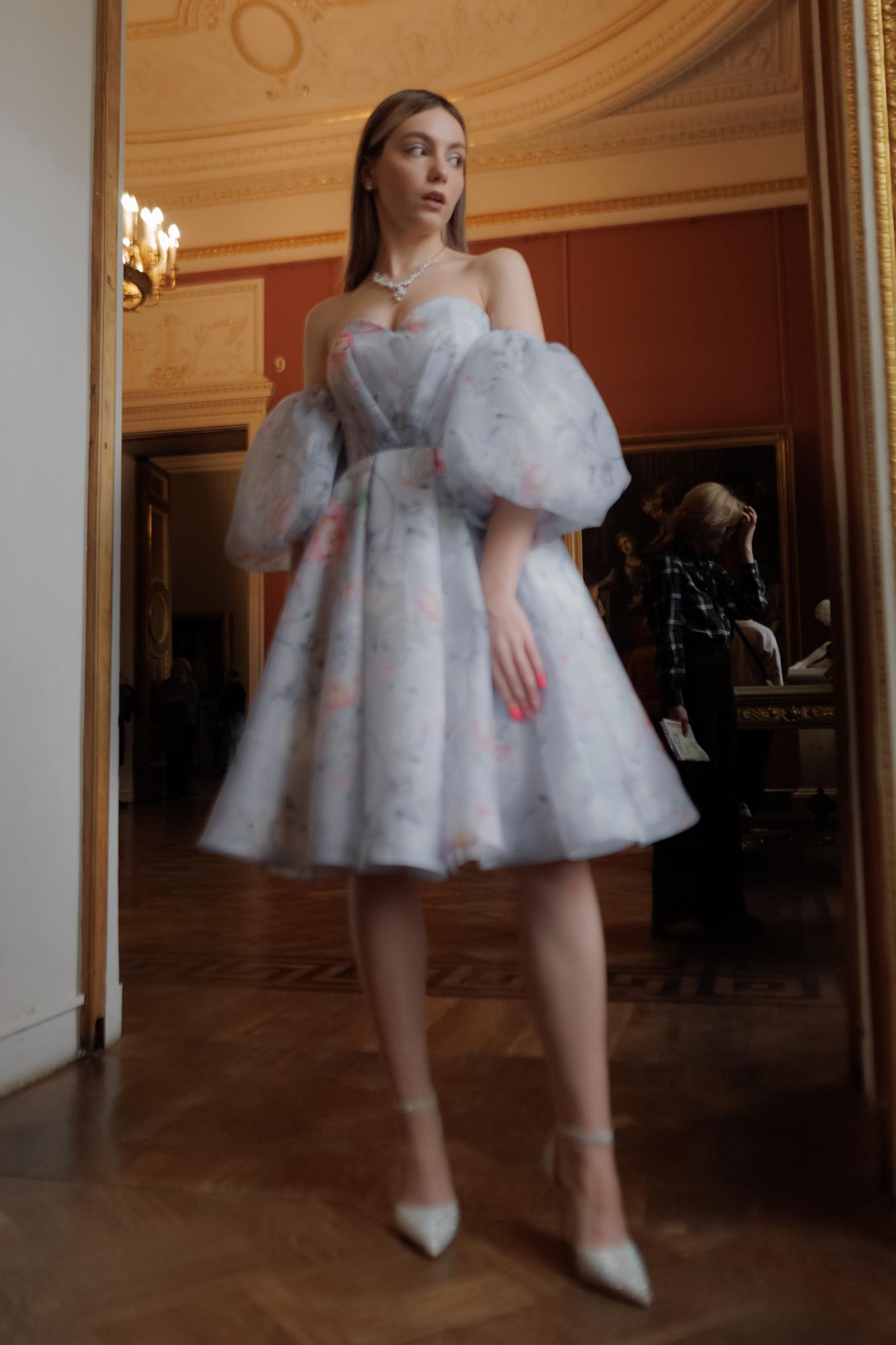 Вечернее платье Пионис