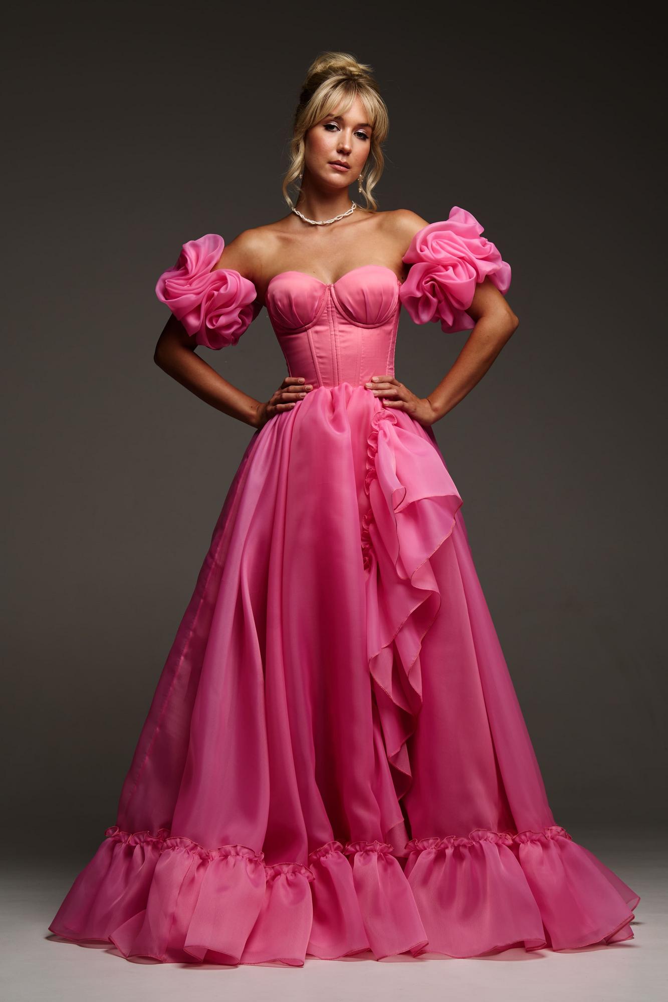 Вечернее платье Адемика