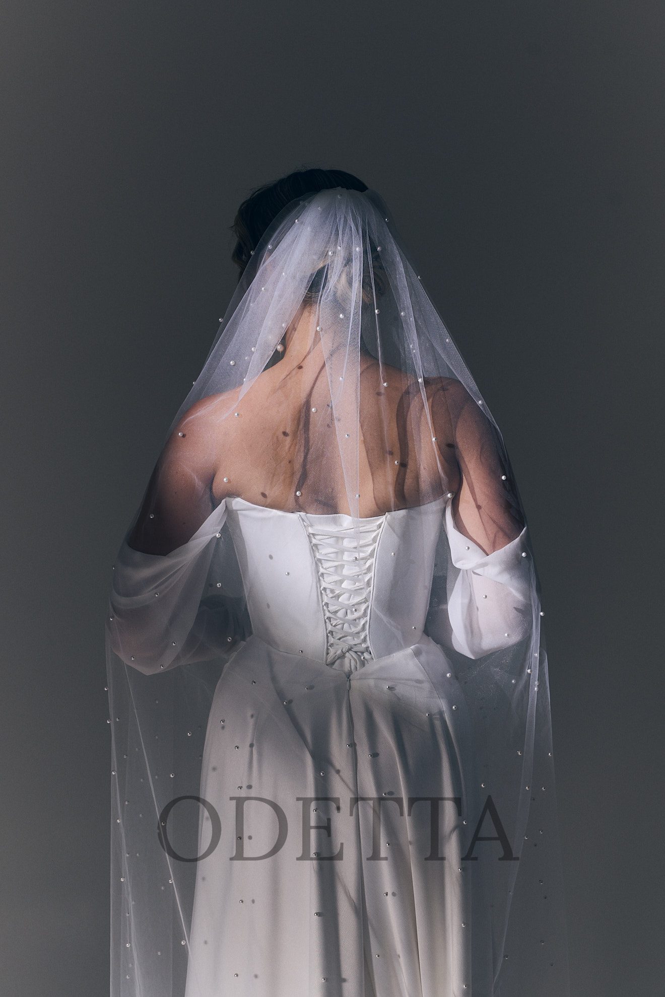 Длинная фата с жемчугом