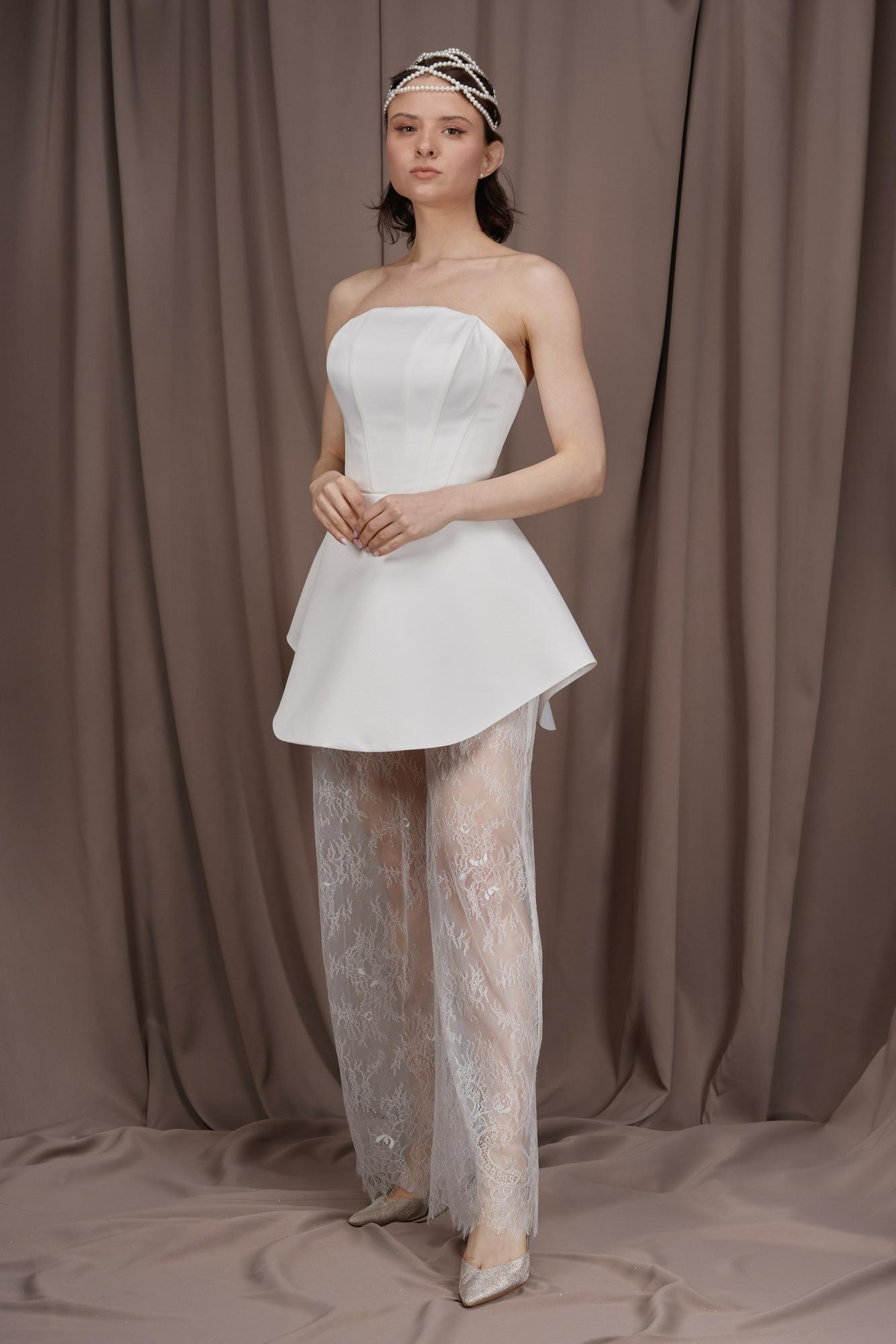 Свадебное платье Маргот и кружевные брюки