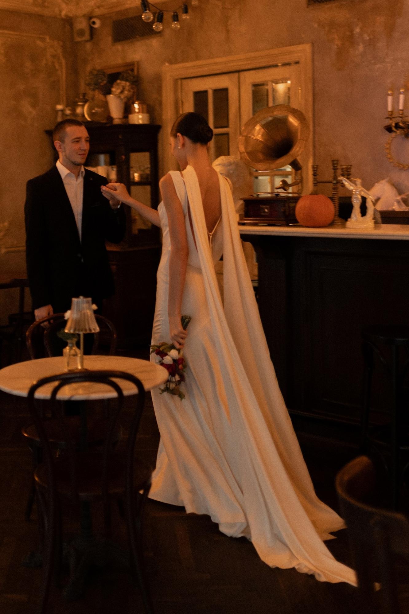 Шарф сатиновый длинный сливочный