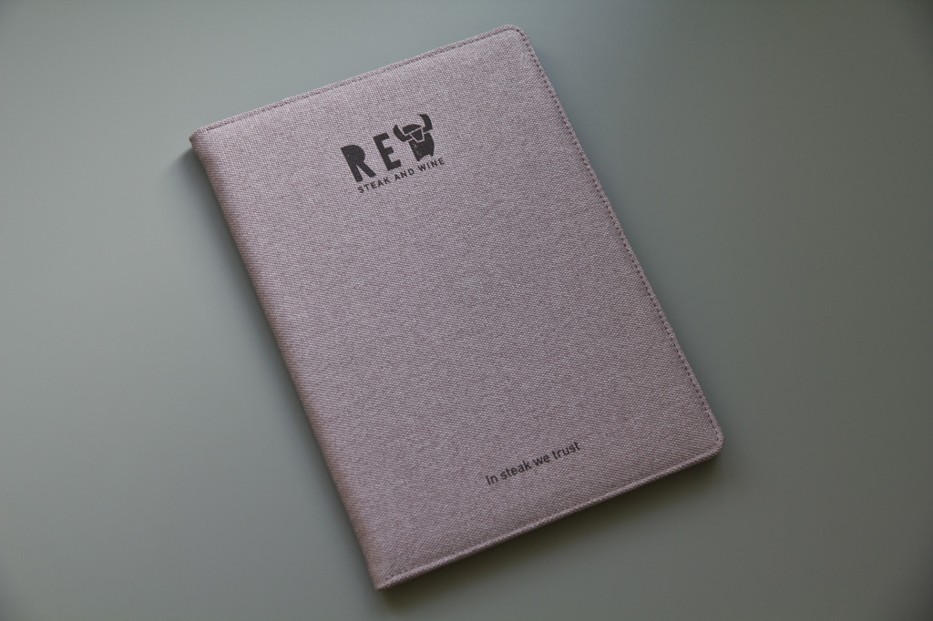 ПАПКА МЕНЮ ИЗ ТКАНИ