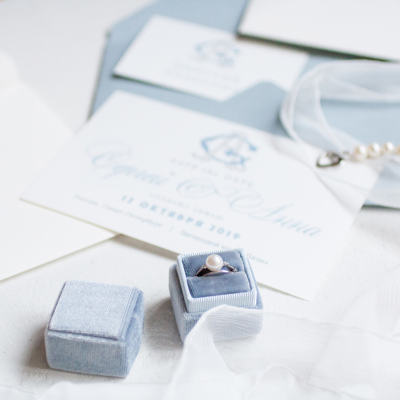 "Пыльно-голубой" коробочки для колец бархатные