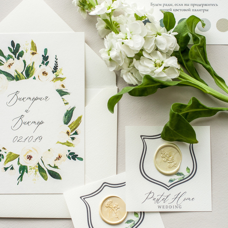 Приглашения на свадьбу: коллекция с белыми цветами
