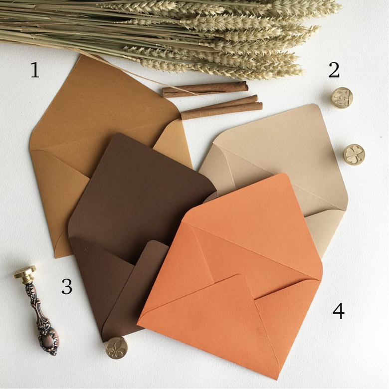 Конверты коричневые из бумаги крафт