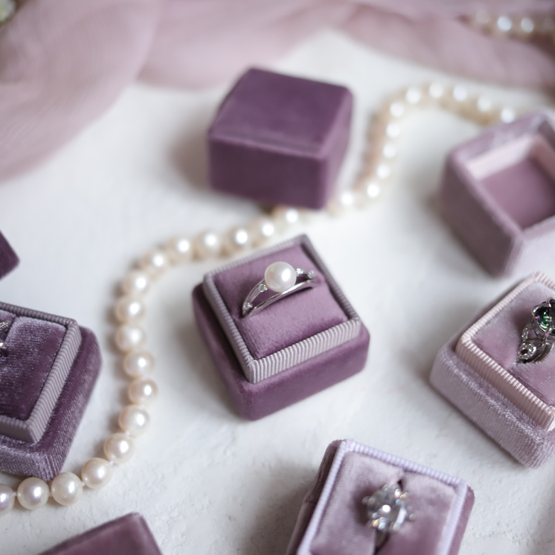 Бархатные коробочки для колец "Слива"