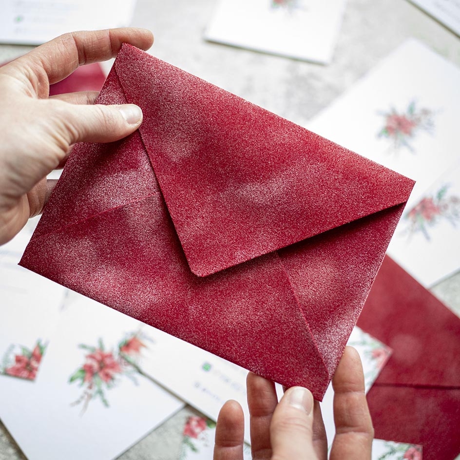 Бархатные конверты для свадебных приглашений и сертификатов
