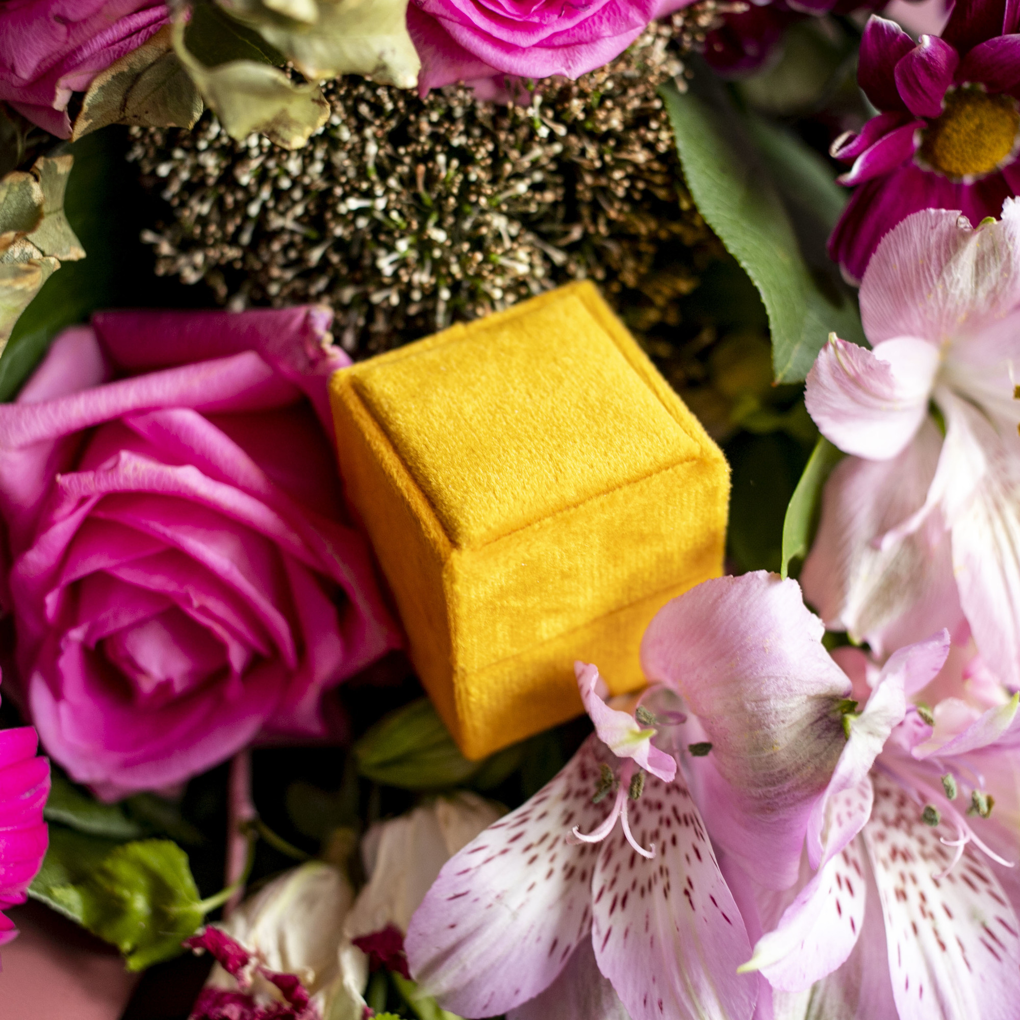 Бархатные коробочки для колец "Янтарный"