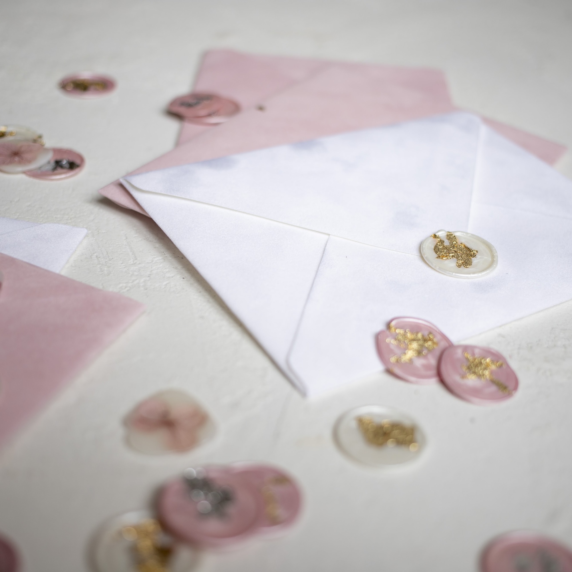 Бархатный конверт "белый" и "пыльно-розовый"