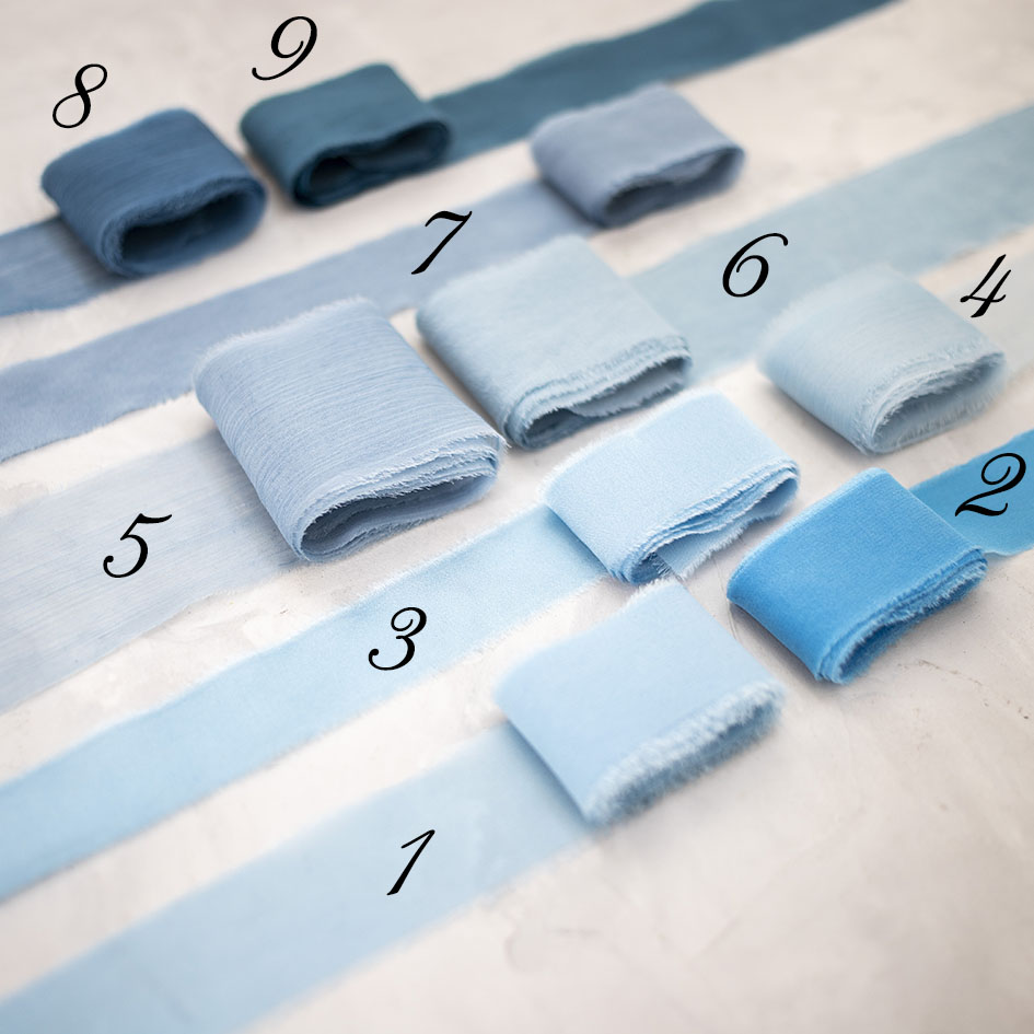 Шелковые ленты ручного окрашивания в голубых оттенках