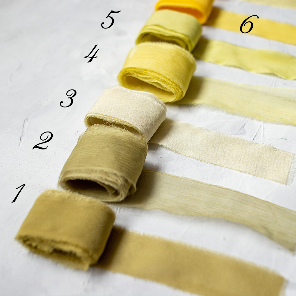 Шелковые ленты ручного окрашивания в цвете оливы