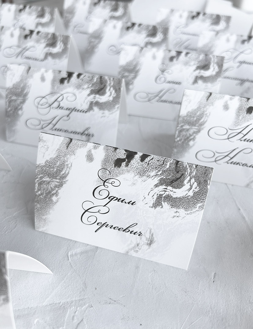 Рассадка гостей за столом мрамор