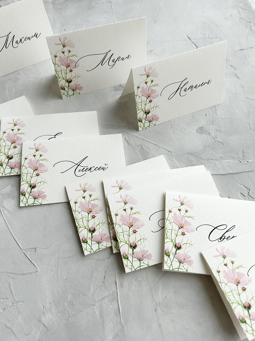 Банкетные карточки с полевыми цветами