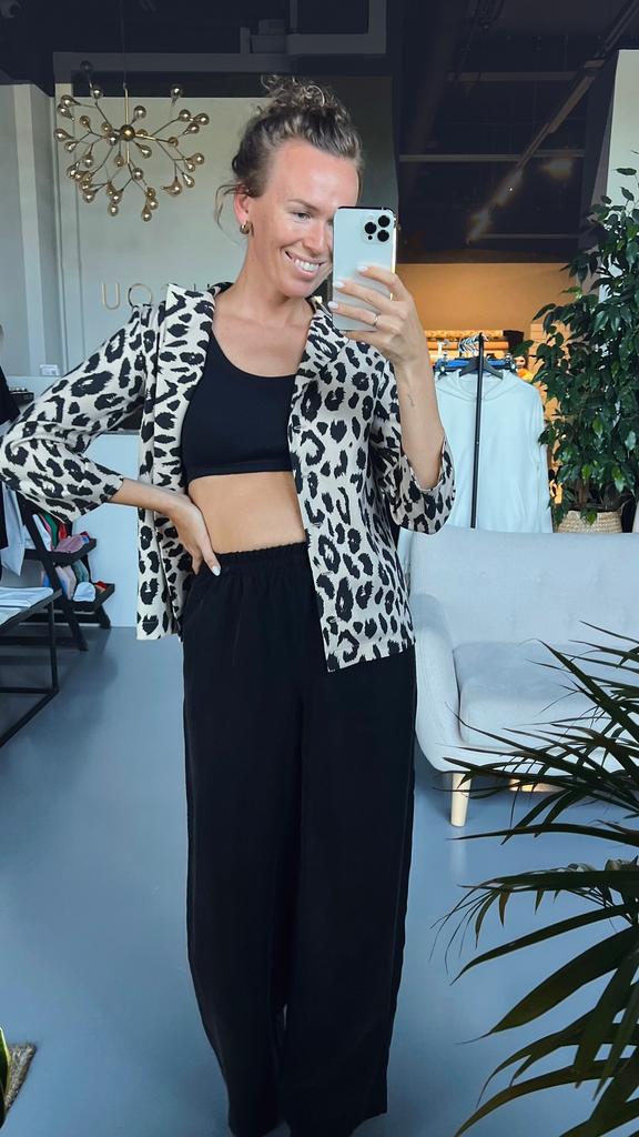 Брюки палаццо черные