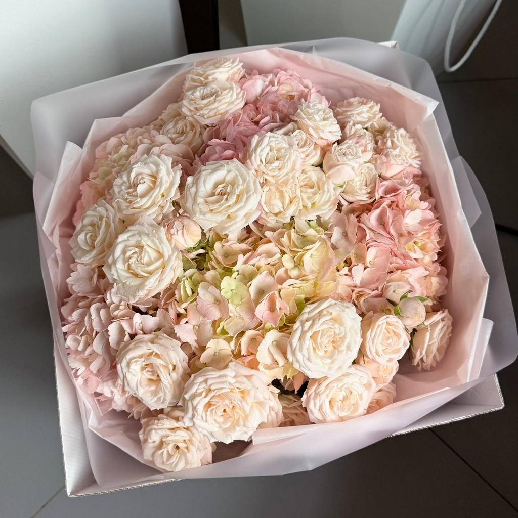 ДУО Гортензии + Розы