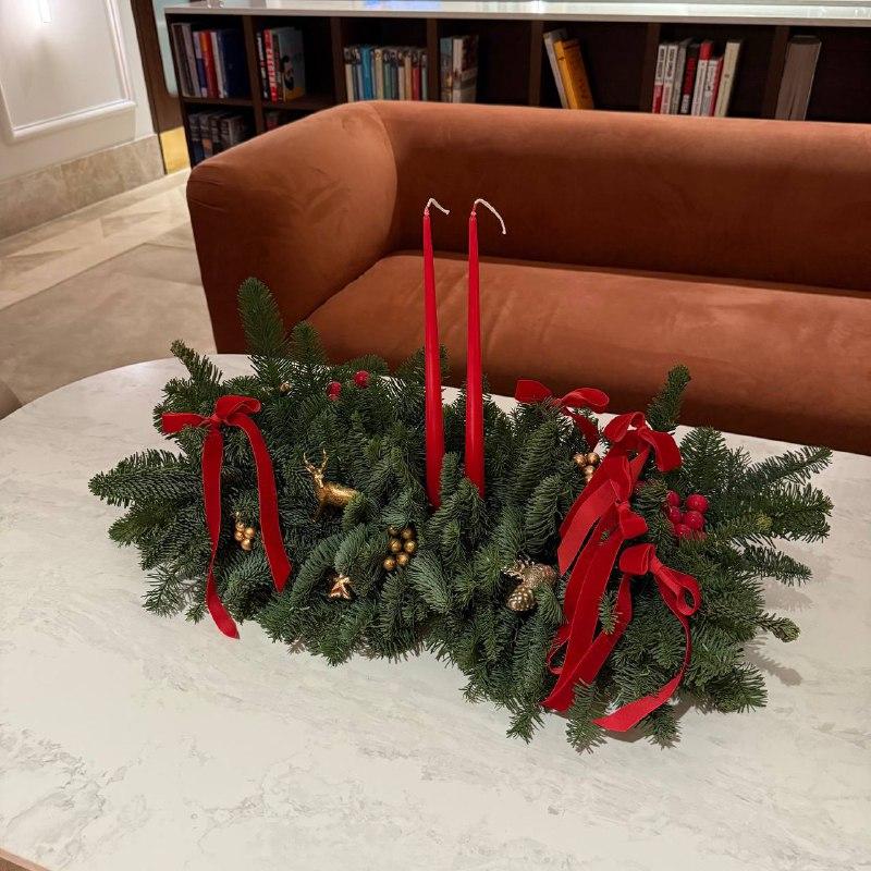 Композиция со свечой "Красный бархат"