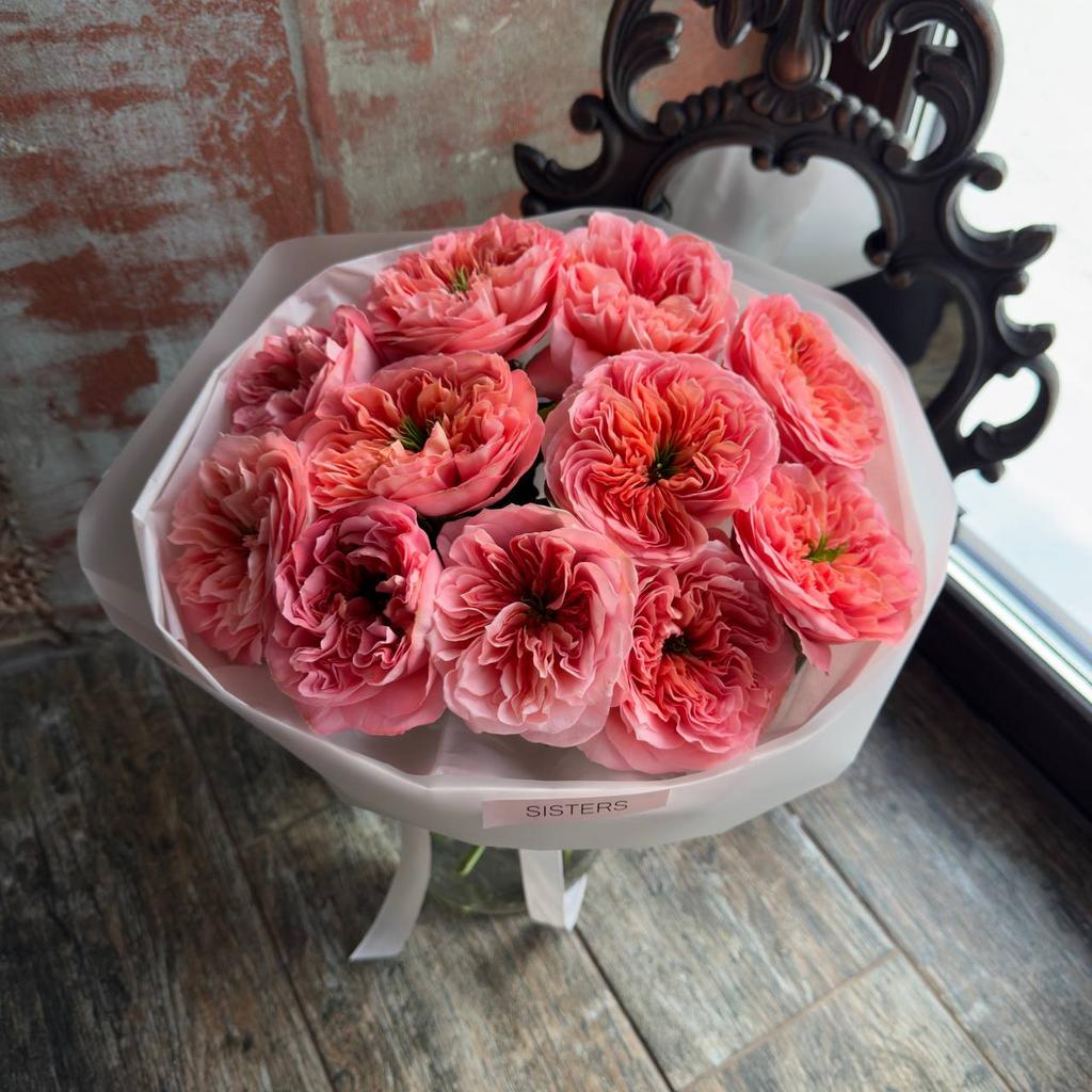 Букет пионовидных роз Мандарин