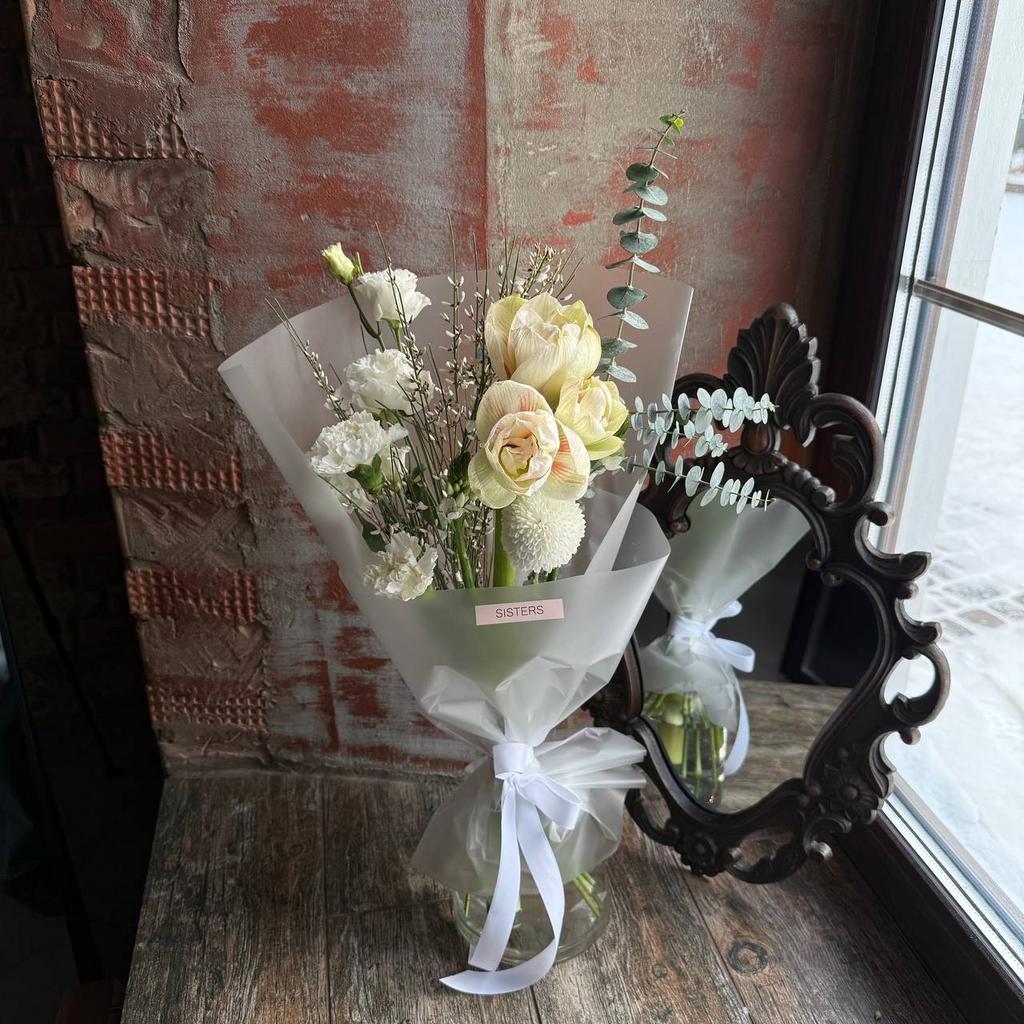 Авторский букет "Легкость ветра"