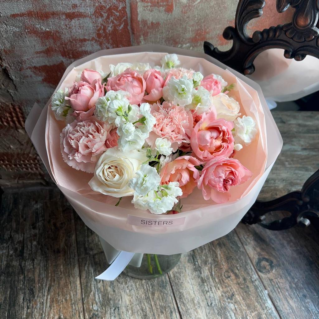 Авторский букет "Персиковый сад"