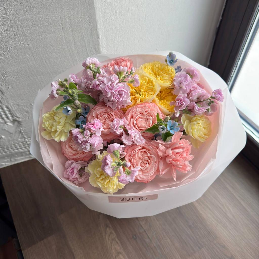 Авторский букет "Дофаминовый"