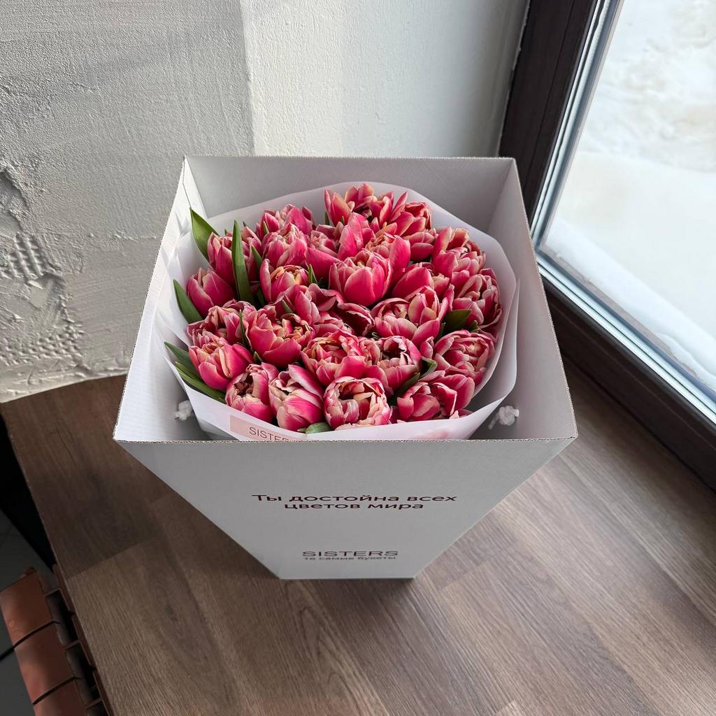 Букет пионовидных тюльпанов Колумбус