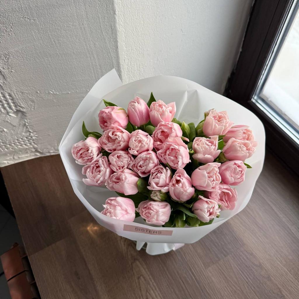 Букет пионовидных тюльпанов