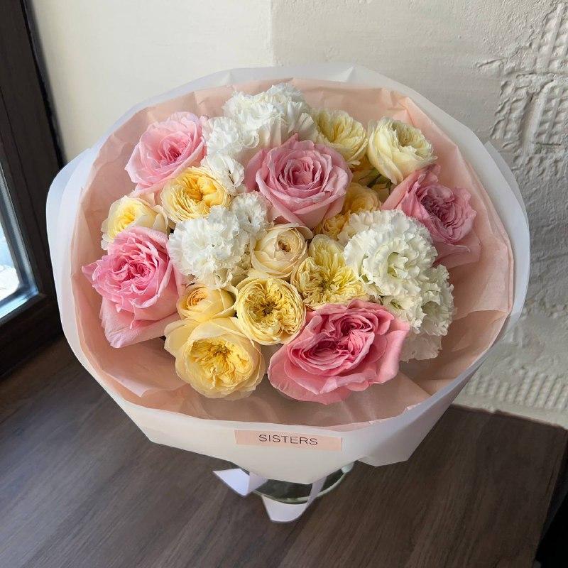 Авторский букет "Весенняя акварель"