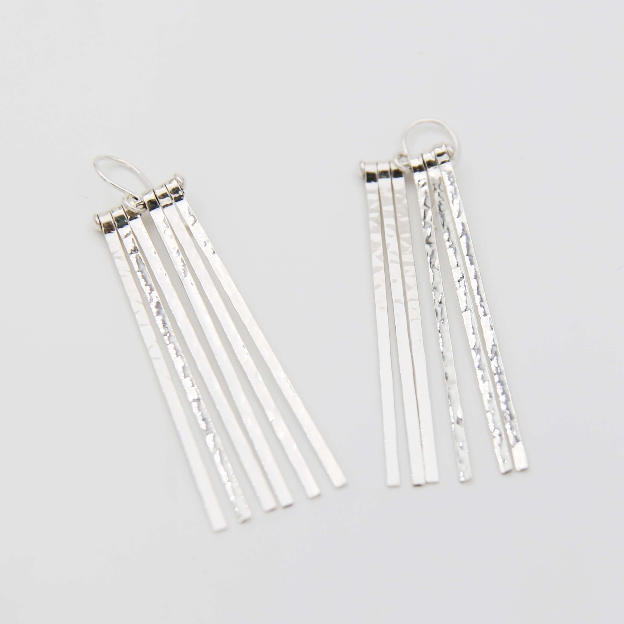 Серебряные серьги чеканные 1P1016