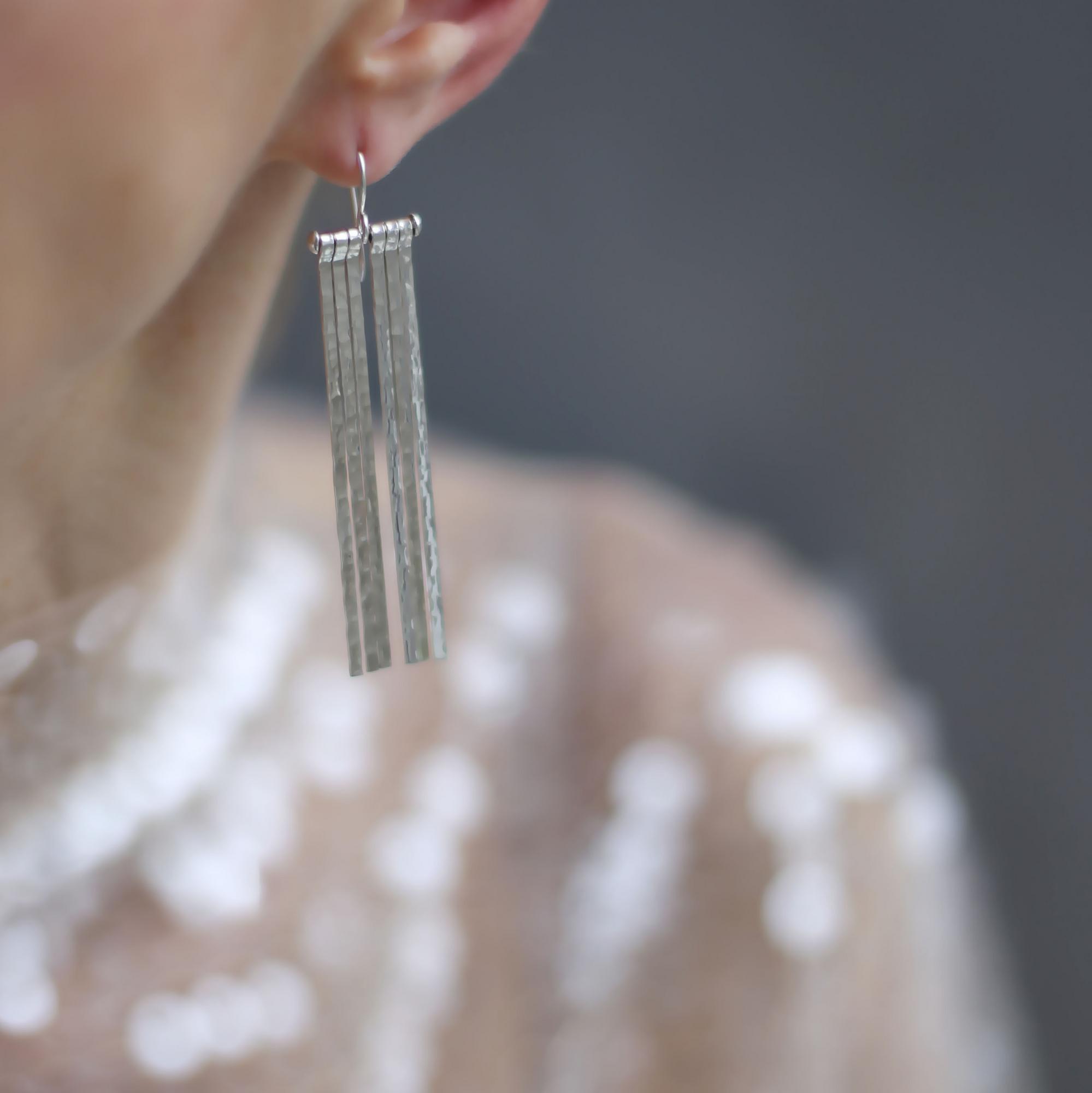 Серебряные серьги чеканные 1P1016