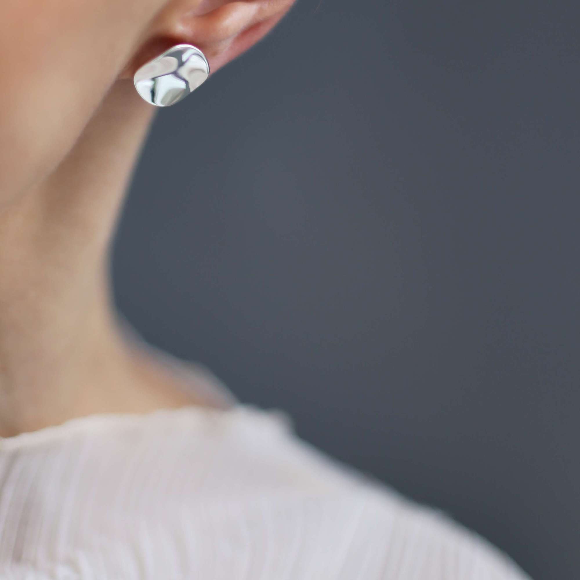 Серебряные серьги Большие мятые круги 1P1085